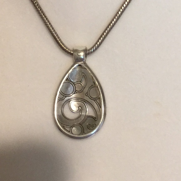 Brighton Necklace - Picture 3 of 4